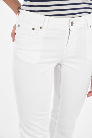 Mid-rise waist jeans