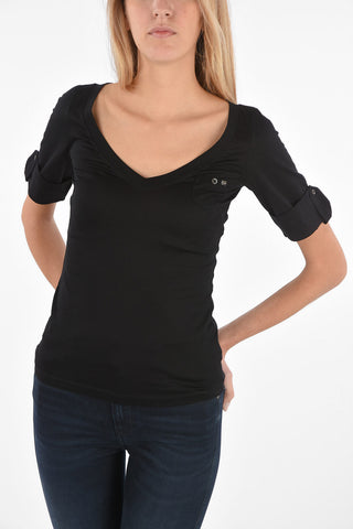 Breast Pocket V-neck t-shirt