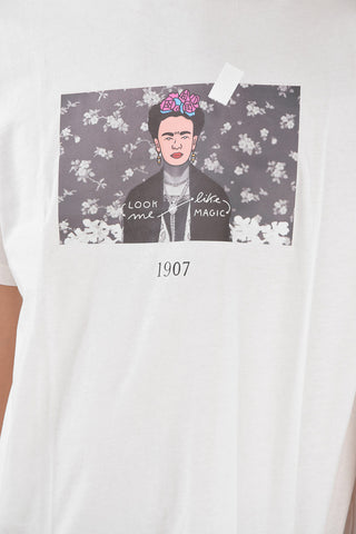 printed FRIDA t-shirt