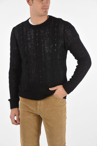 crew-neck cable knit sweater
