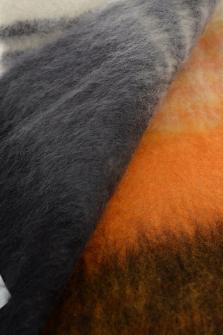 Flounced Scarf