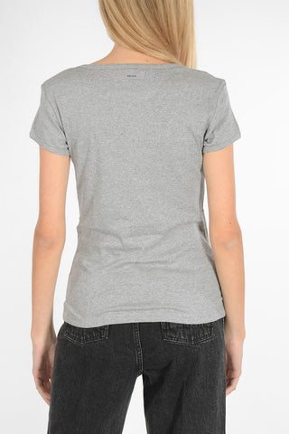 V-neck t-shirt