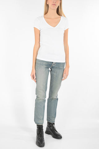 V-neck t-shirt