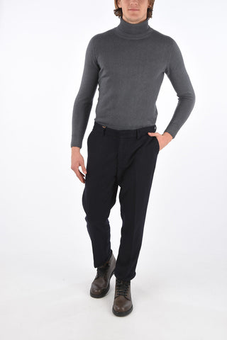cuffed hem trousers
