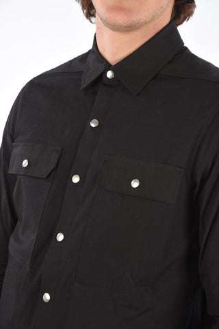 camicia con bottoni automatici