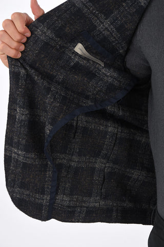 center vent notch lapel 2-button blazer
