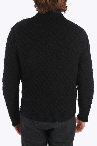 Pullover con Collo a V ed Effetto Bucato