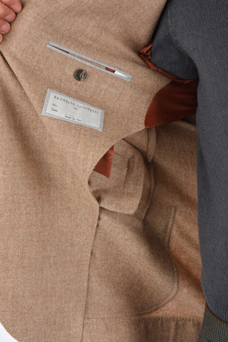 side vents notch lapel 3-button blazer