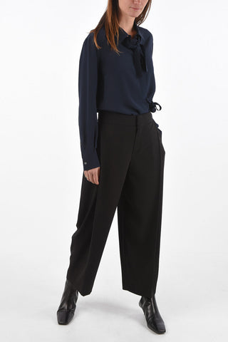 Loose Fit Single Pleated Pants with Hidden Closure