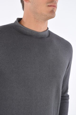 Crew Neck Cashmere Sweater with Raw-cut Edges