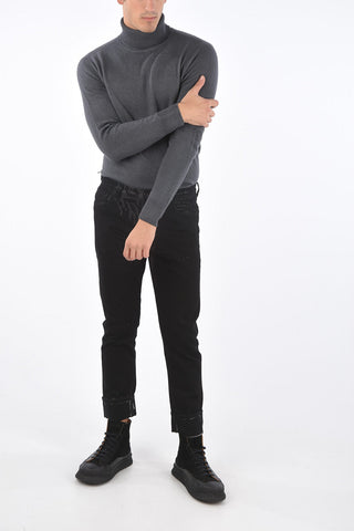 Stain Effect LOOSE FIT Denims with Cuffs