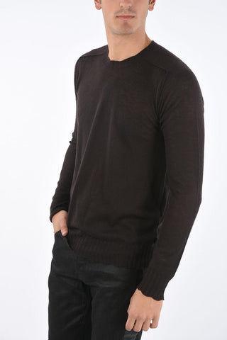 Crew Neck Cashmere Sweater with Ribbed Edges