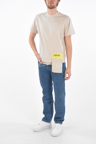 T-Shirt con Stampa e Outer Pocket con Zip