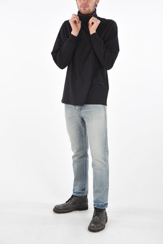 Long-sleeved Turtleneck T-Shirt with Cuffs