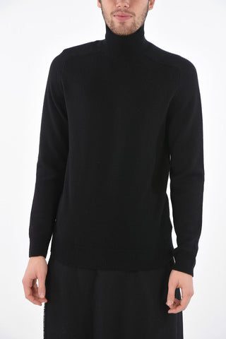 Turtleneck Sweater with Ribbed Edges