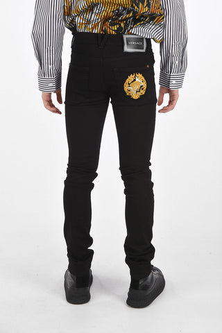 Pantaloni 5 Tasche TAYLOR FIT in Denim con Bottoni Gioiello e Logo Ricamato
