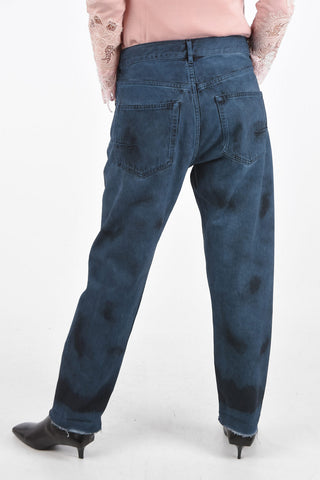 01 Frayed Hem Straight Fit Jeans