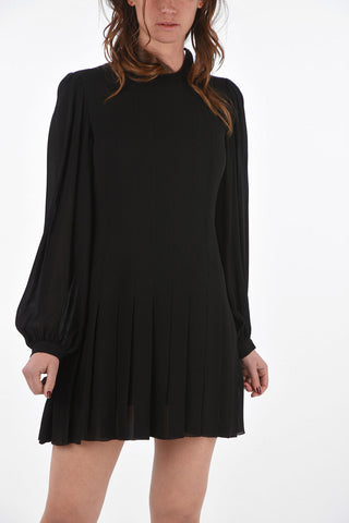 Vestito Corto a Maniche Lunghe con Gonna a Pieghe
