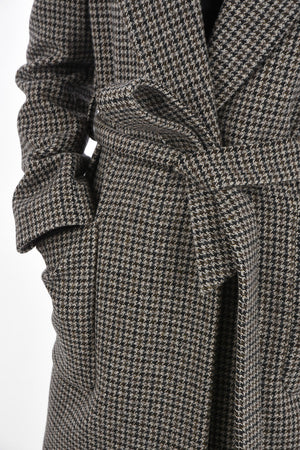 Houndstooth LAISA Coat with Belt and Patch Pockets