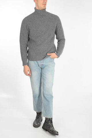 Virgin wool and cashmere turtleneck sweater