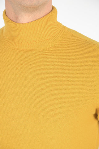 maglia a collo alto in cashmere