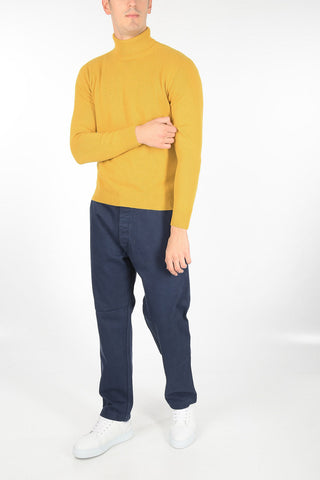 maglia a collo alto in cashmere