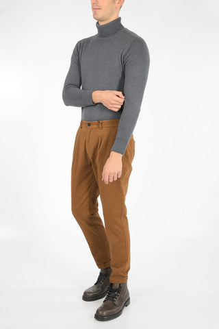 Mid-rise waist single pleat trousers