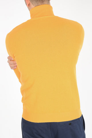 maglia a collo alto in cashmere