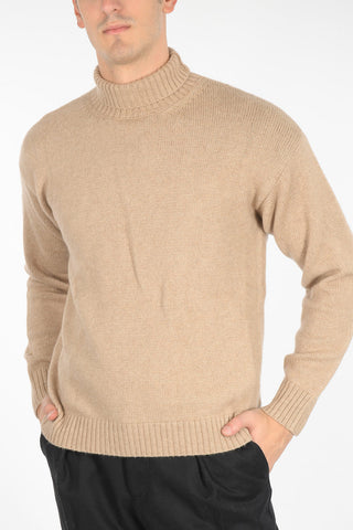 maglia a collo alto