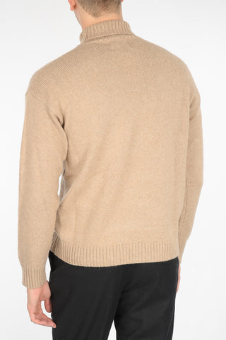 maglia a collo alto