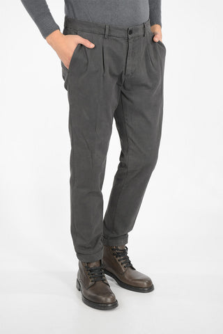 Mid-rise waist single pleat trousers