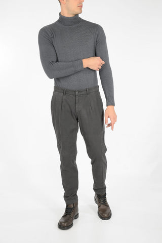 pantalone a una pince a vita regolare