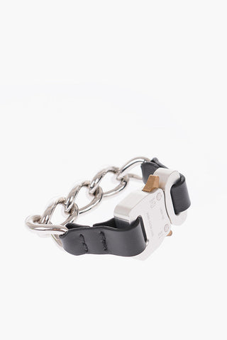 chain bracelet with leather details