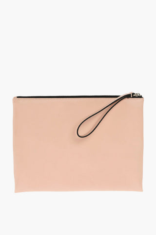 Clutch in pelle borchiata
