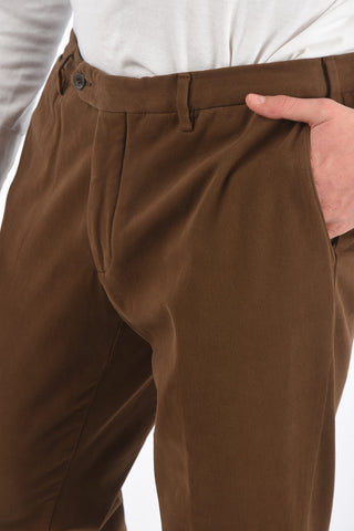 Pantaloni Regular in Cotone Tinto in Capo con Passanti