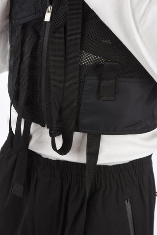 Mesh Fabric Vest with Techno Nylon Interts and Front Zip