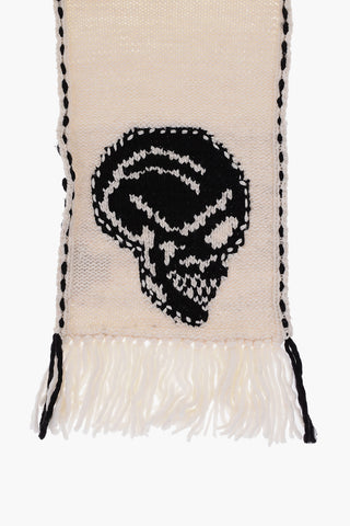 embroidered scarf with fringed