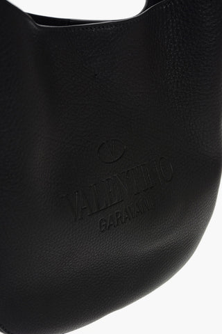 Textured Leather Shoulder Bag with Fabric Shoulder Strap