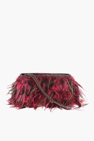 Clutch Piumato con Dettagli in Pelle Stampata