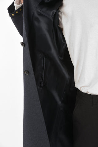 MM10 Cappotto in Lana con Rever e Polsini Borchiati