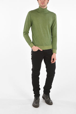maglia a collo alto in lana vergine