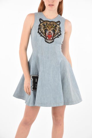 COUTURE vestito a trapezio SAMANTHA BARTON in denim con strass