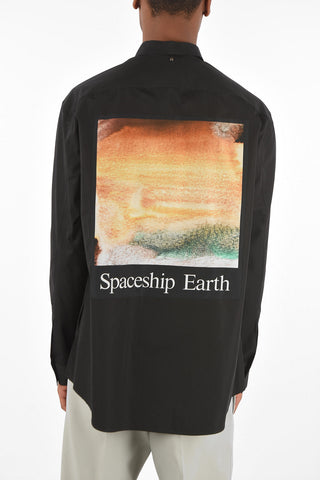 Oversized SPACESHIP EARTH Shirt with Maxi Print on the Back