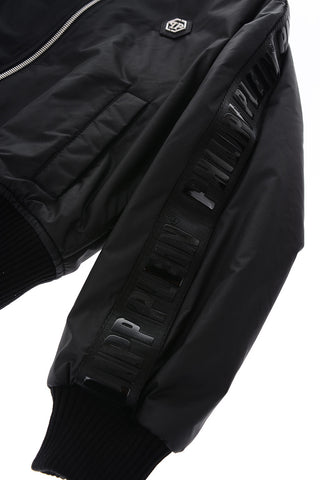 zip closure Statement Bomber