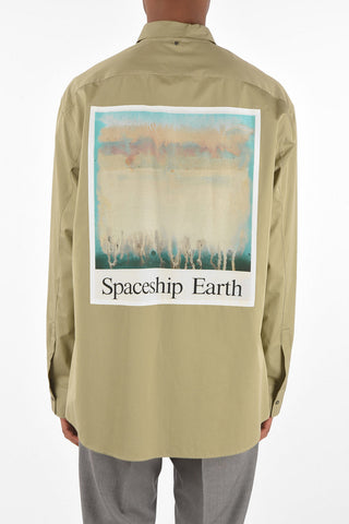 camicia oversized SPACESHIP EARTH con Maxi Stampa sulla Schiena
