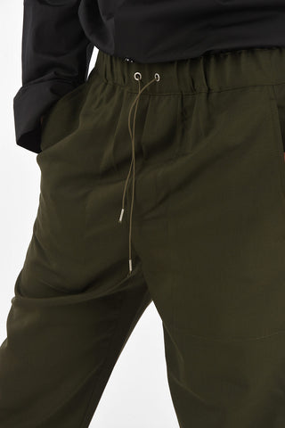 pantaloni crop con coulisse in vita