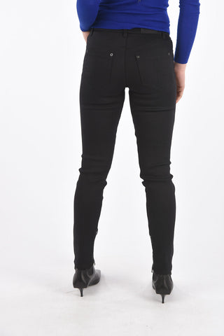 5 Pocket SKINNY FIT Denims with Ankle Zips