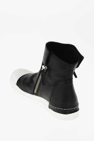 Sneakers in Pelle Spalmata con Zip Laterale