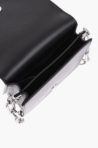 Borsa a tracolla in pelle con borchie