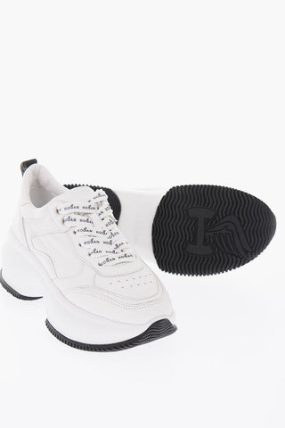 Sneakers in Pelle con Lacci Logati